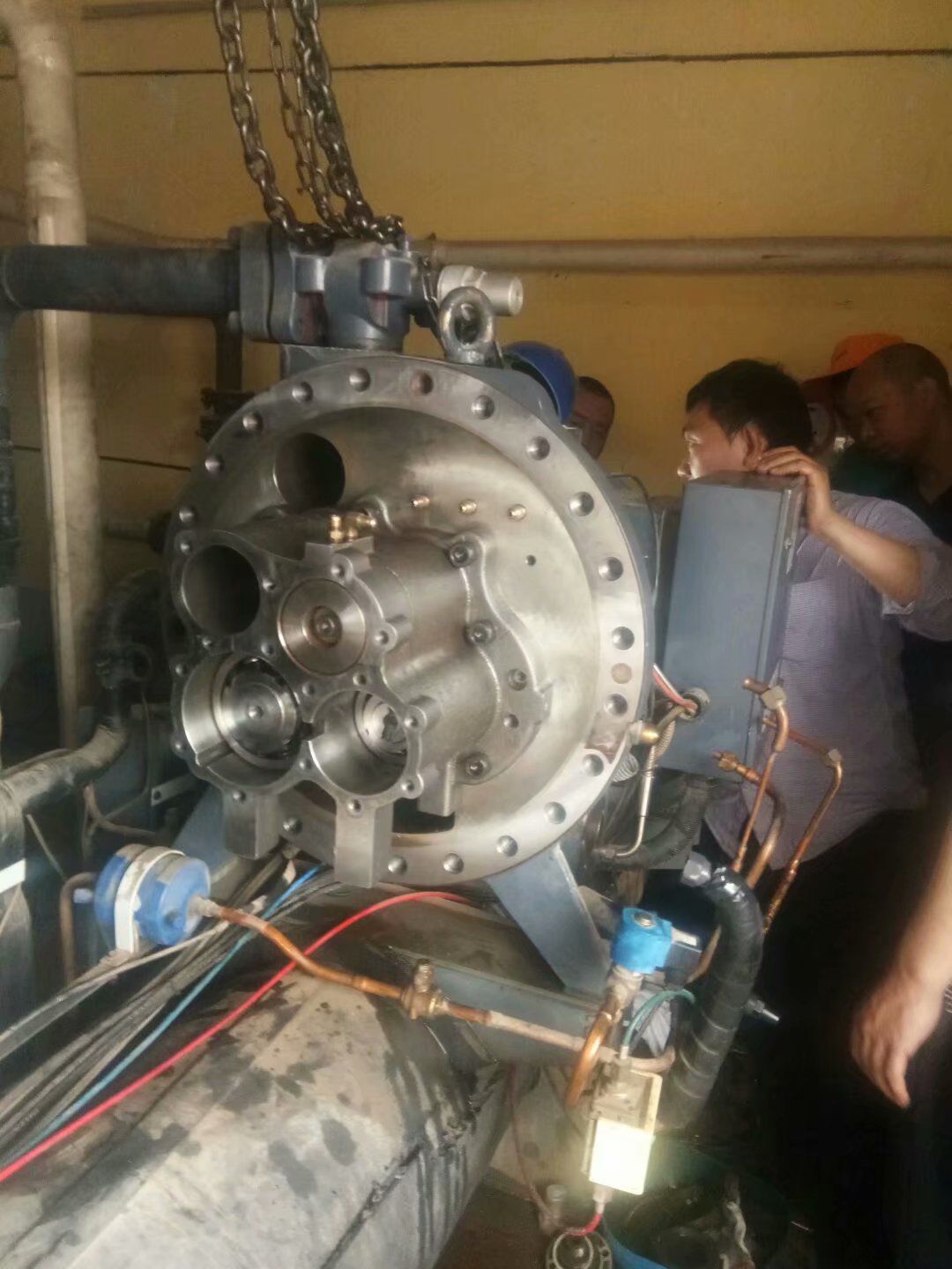 復盛壓縮機維修現場